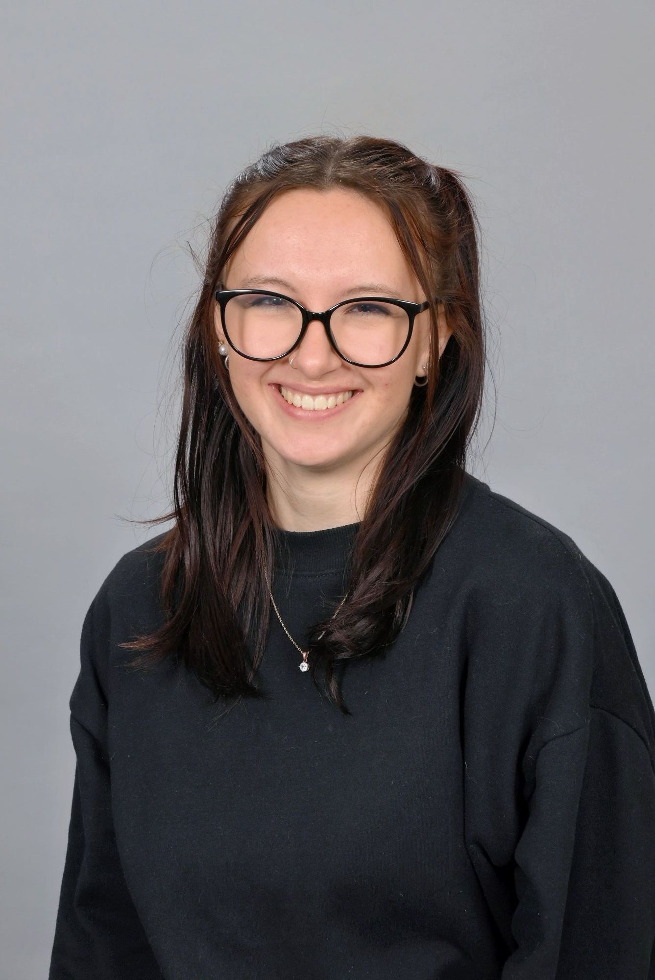 Photo of Miss Evelyn Andrews